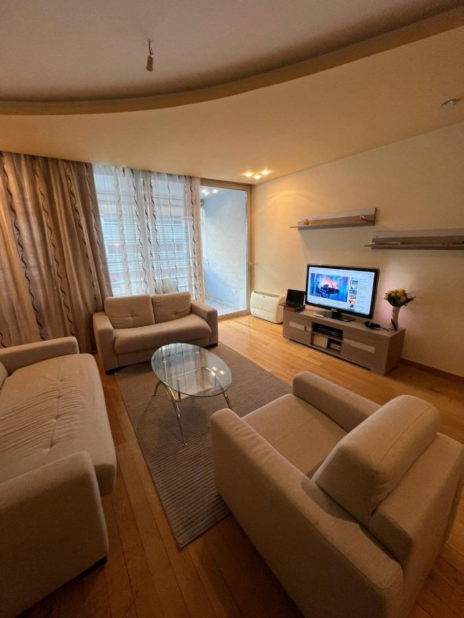 Apartment 'm&m' Two Bedroom In Center Of Budva